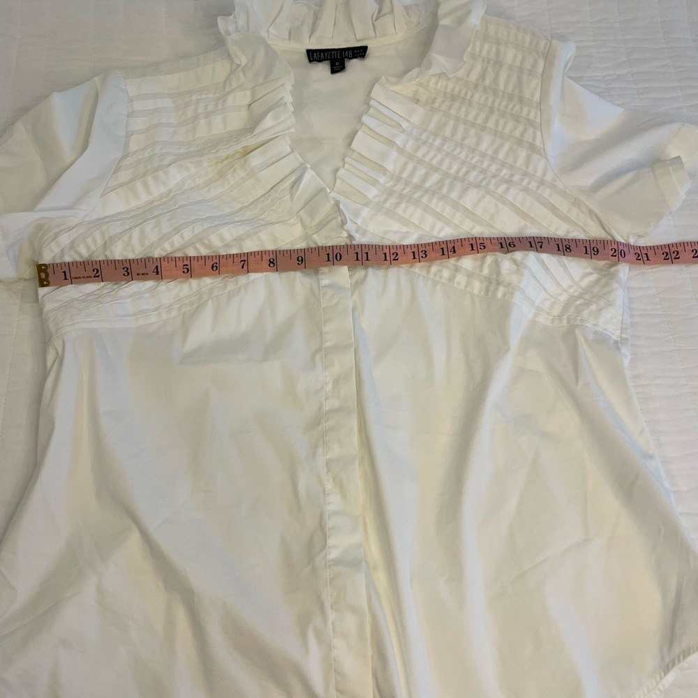 Lafayette 1448 New York off White Ruffle Short Sleeved Blouse size 12 - Picture 7 of 11